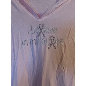 GUC Custon-Crystals.com Pink Hooded T Shirt 'I Believe in Miracles' Size Medium